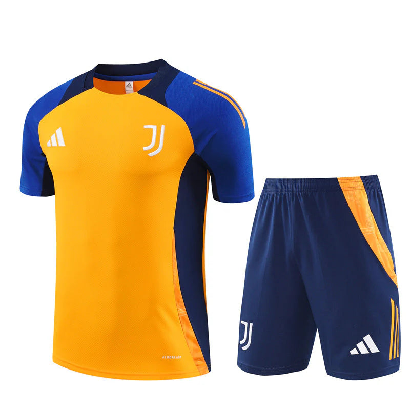 Maglia e Pantaloncini pre-allenamento Juventus Bambino 24/25