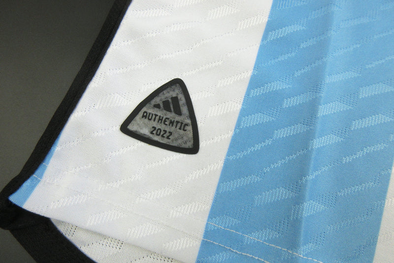 MAGLIA ARGENTINA I - 3 STELLE - 22/23 - BIANCA E AZZURRA - VERSIONE GIOCATORE